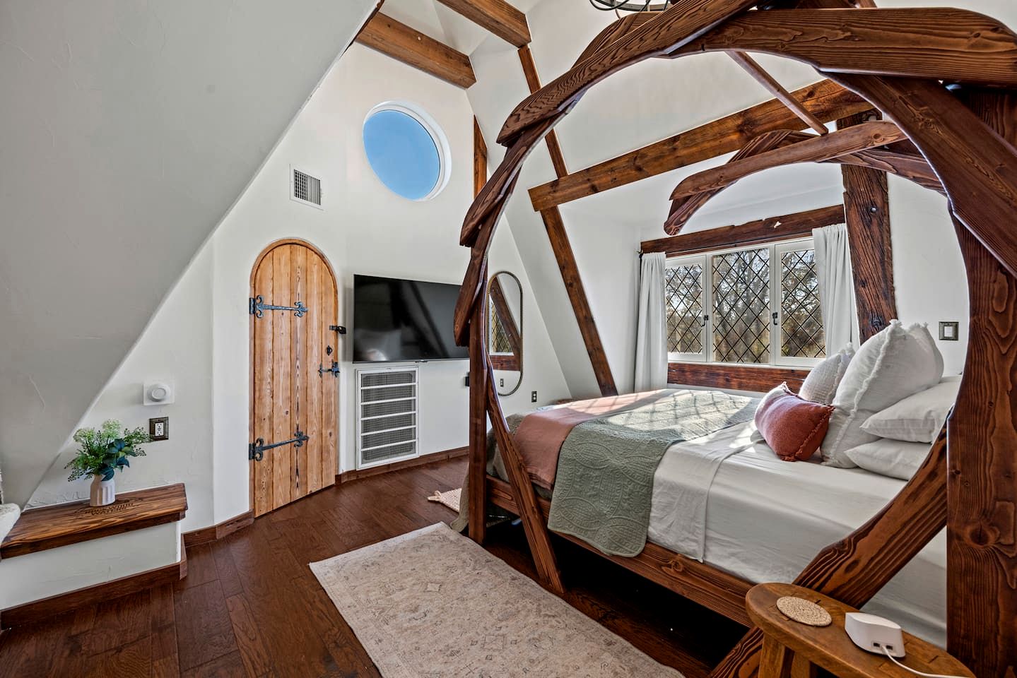 Enchanting Fairytale Cottage with Secret Spa Retreat near Fredericksburg, Texas