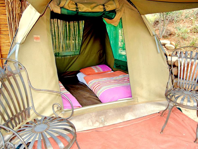 Safari Tents (Oudtshoorn, Western Cape, South Africa)