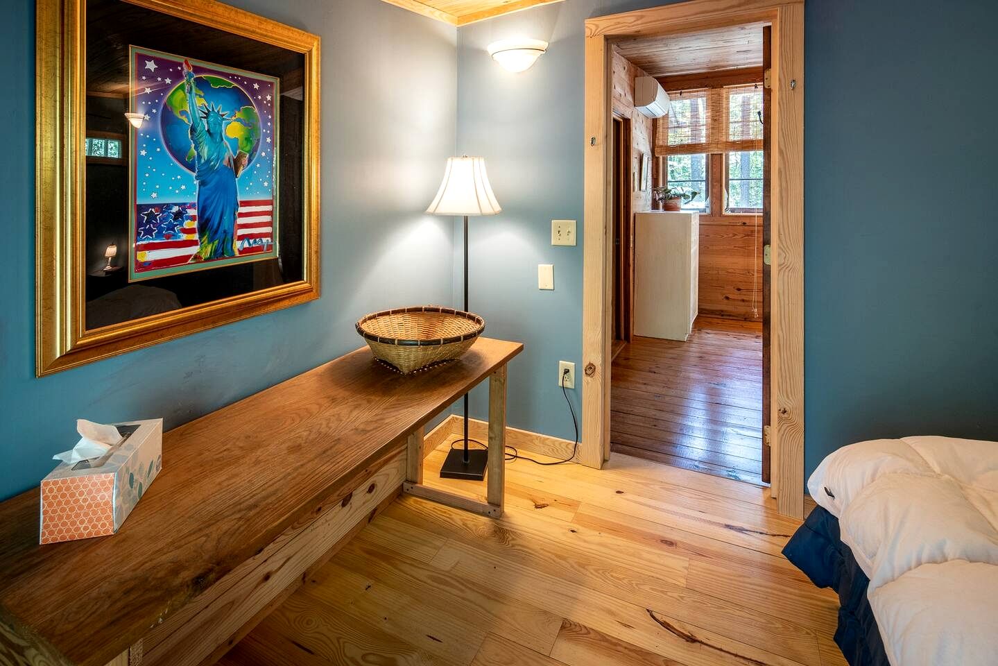 Unique Artistic Cabin Nestled in the Trees for a Peaceful Escape near Chapel Hill, North Carolina