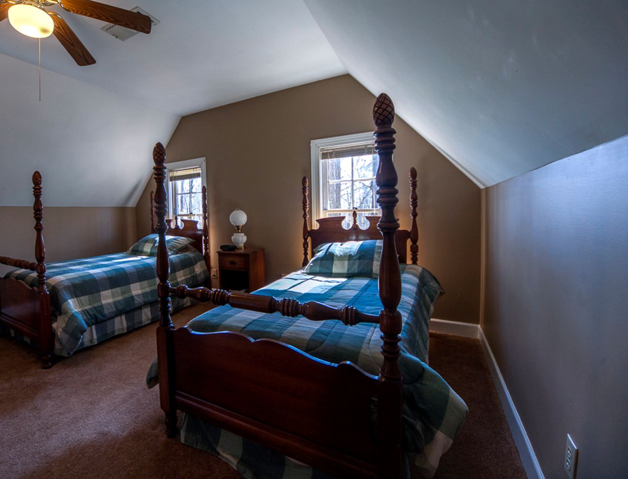 Wonderful Glamping Spot near Columbus, Georgia: Charming 8-Person Cabin in Ellaville