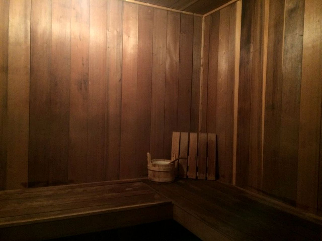 Spacious Mountain Cabin with a Sauna and Ski Trails in Jamaica, Vermont