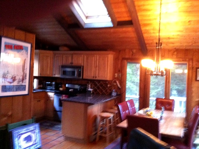 Cabins (Jamaica, Vermont, United States)