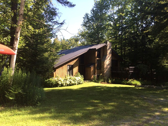 Cabins in Jamaica, Vermont