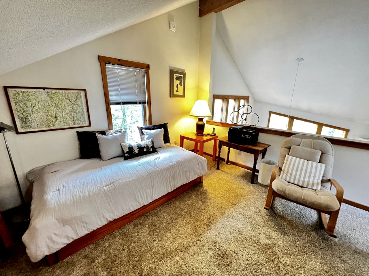 Spectacular Cottage with Swimming Pool and Foosball in Stratton, Vermont