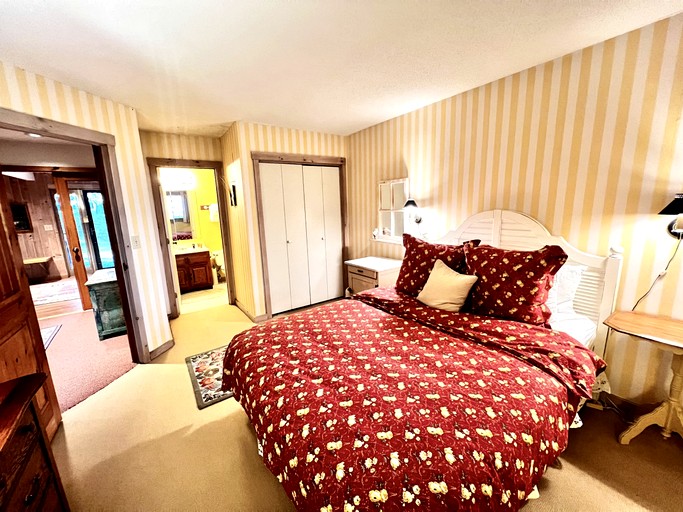 Cottages (United States of America, Stratton, Vermont)