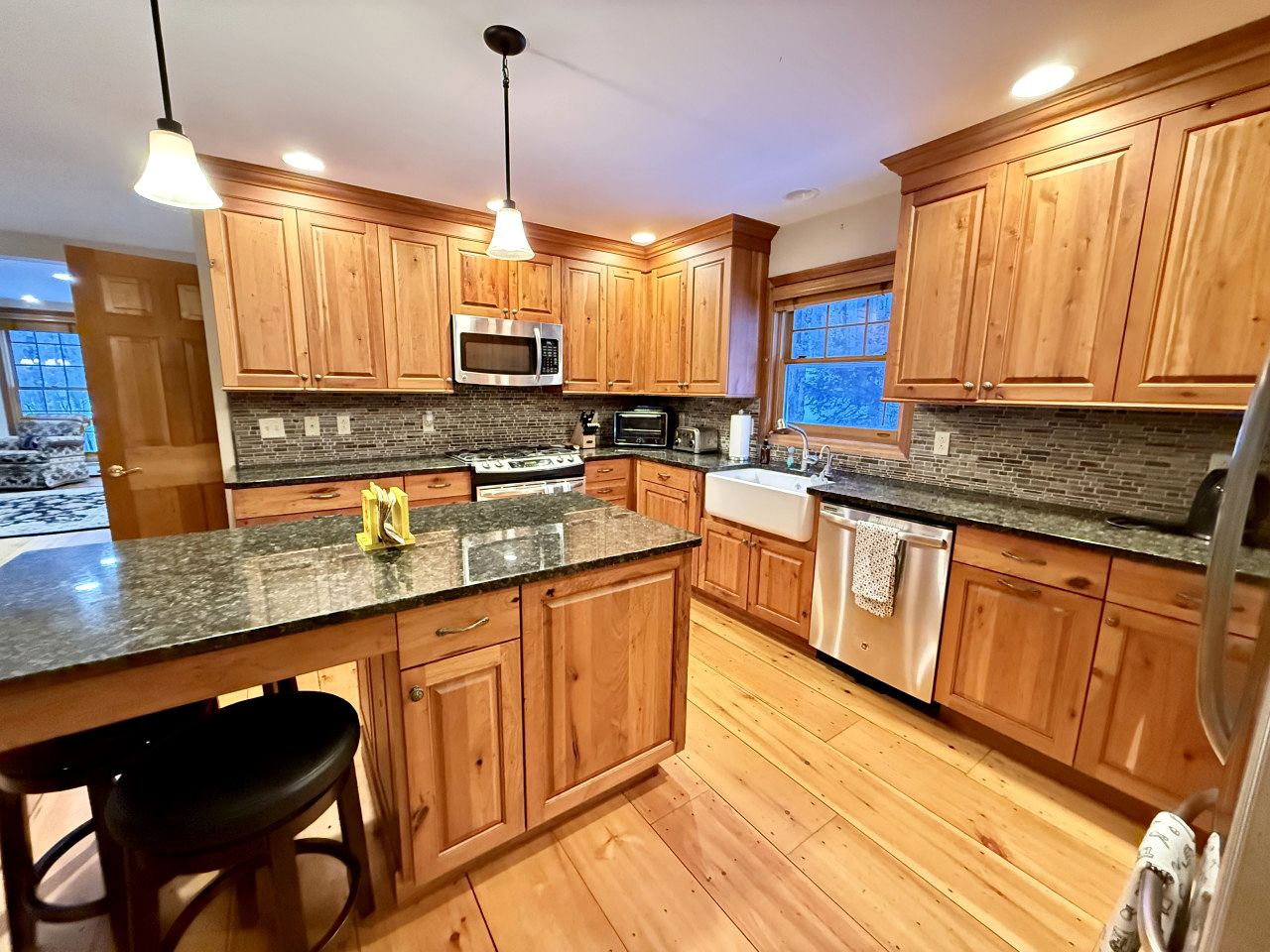 Beautiful Cottage with Hot-tub in Winhall, Vermont