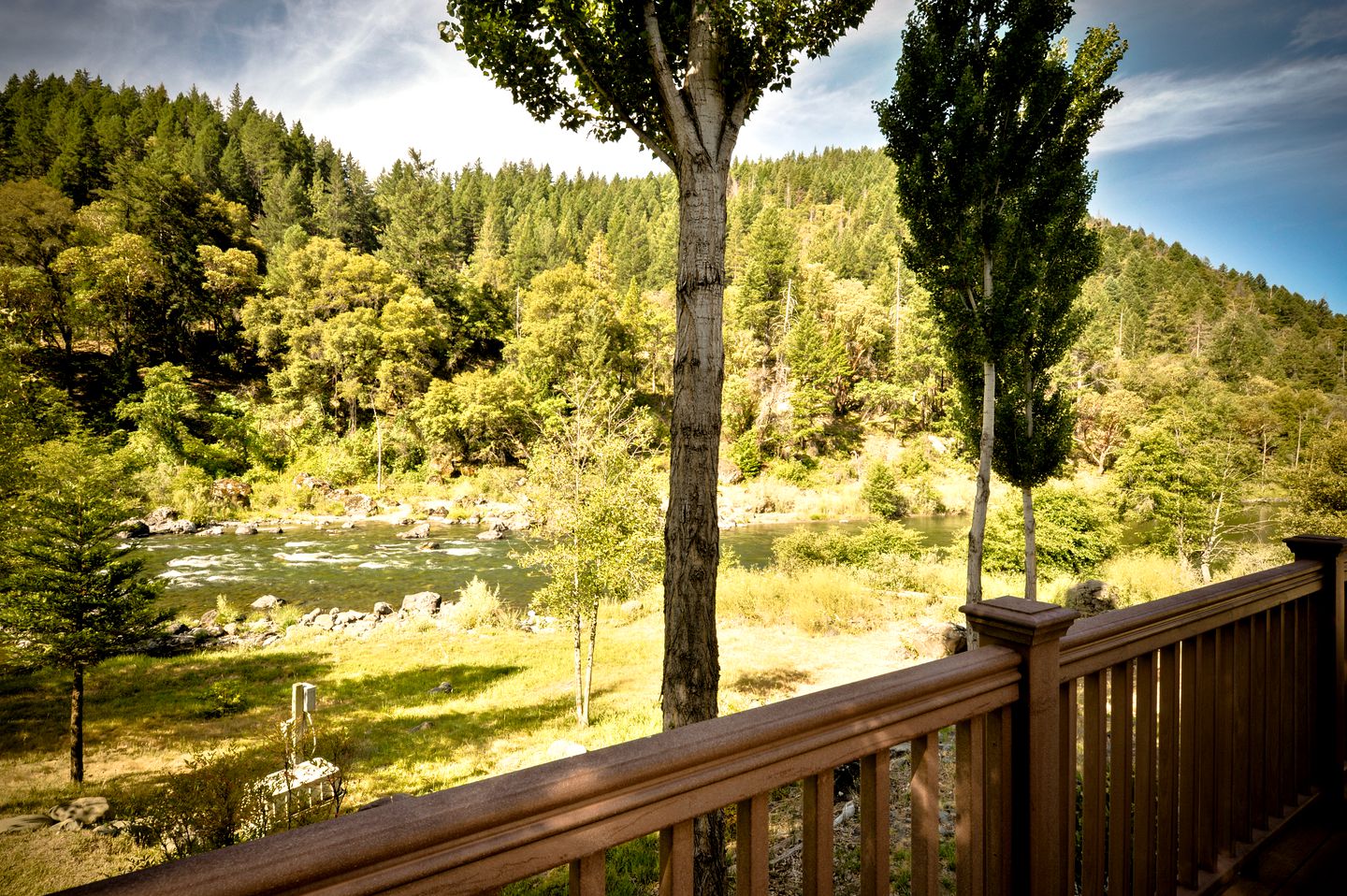 Charming Cottage Rental with Fabulous Views of the Trinity River in Northern California