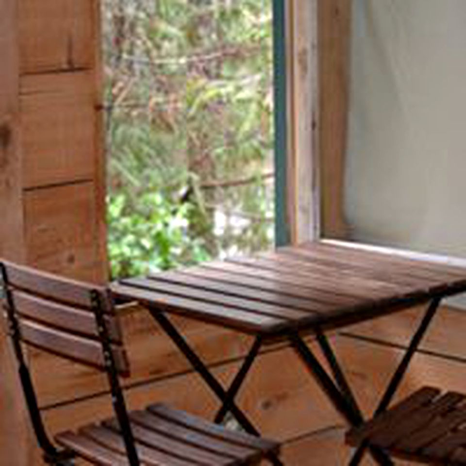 Cabins (Egmont, British Columbia, Canada)