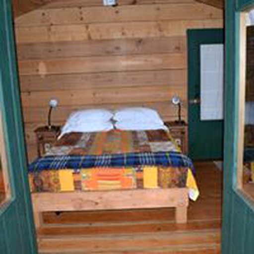 Cabins (Egmont, British Columbia, Canada)