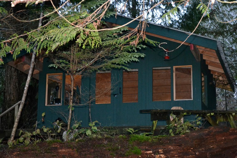 Cabins (Egmont, British Columbia, Canada)