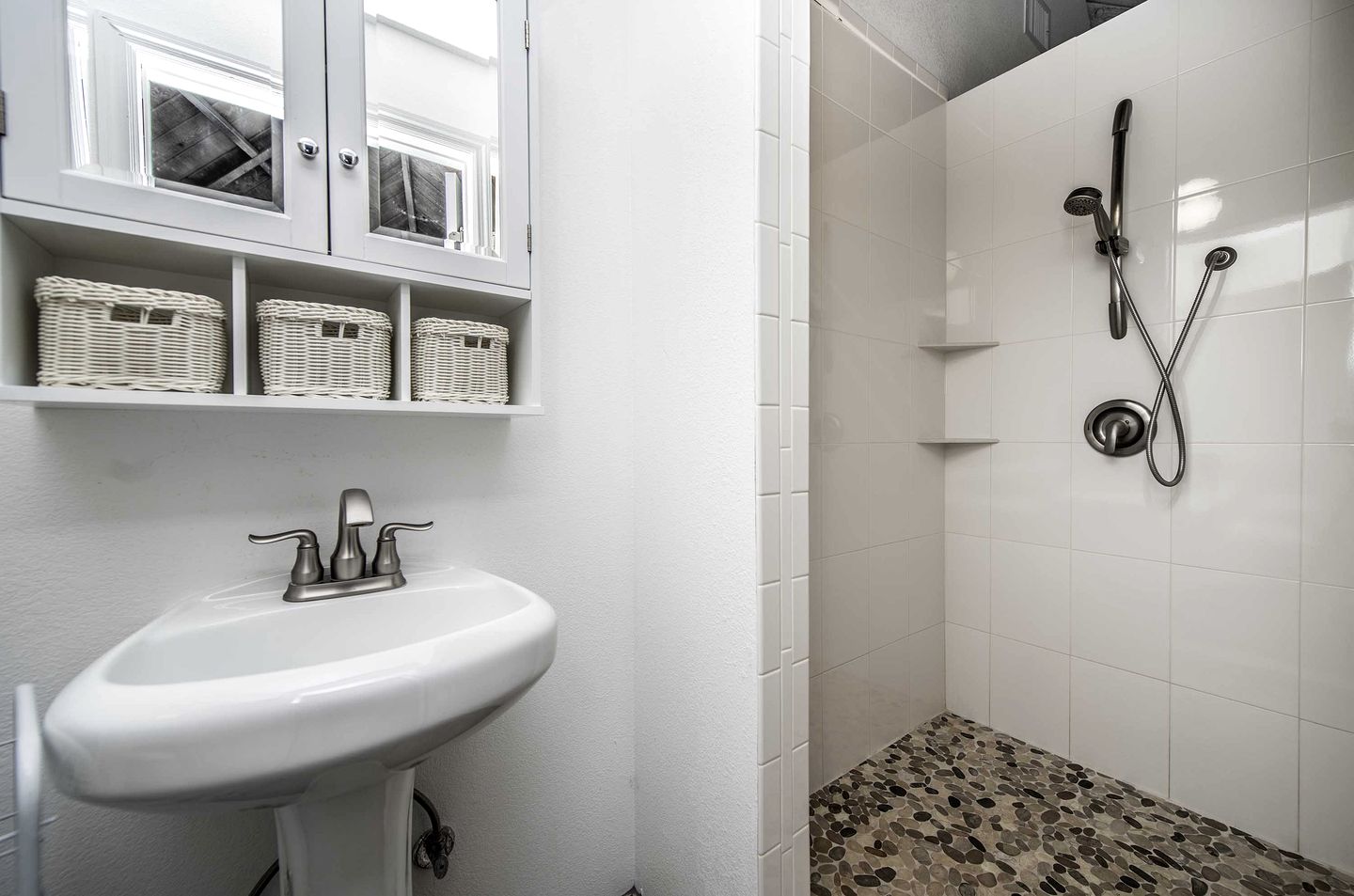 Cozy Lakefront Studio Dome with Kitchen | Nature Retreat Near Orlando