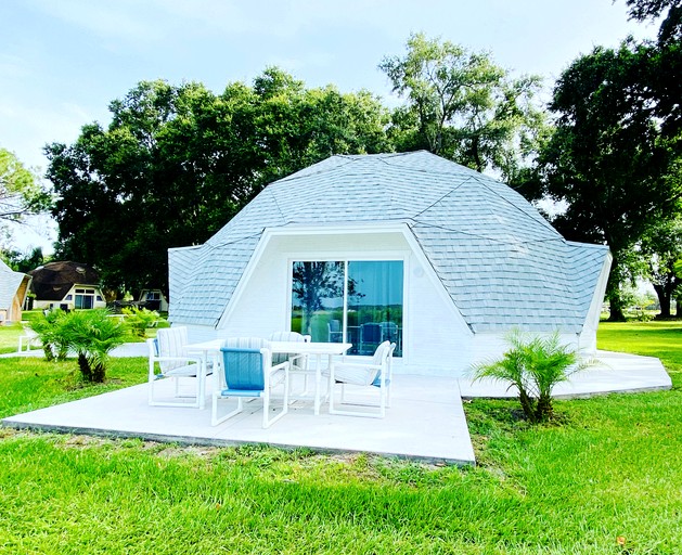 Domes (United States of America, Clermont, Florida)