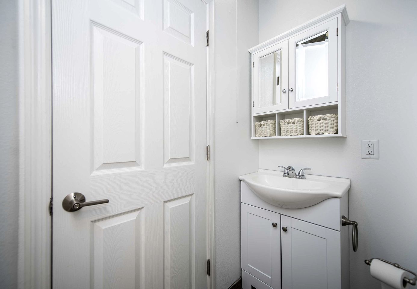 Lakefront Studio Dome for 3 with Kitchen & Patio | Near Orlando Nature Escape