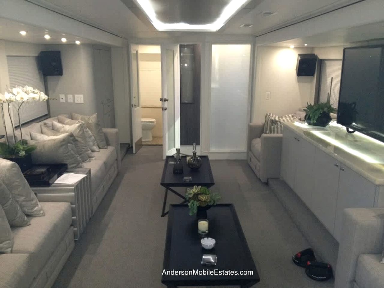 Radiant Luxury Villa Retreat near Lake Walter E. Long in Texas