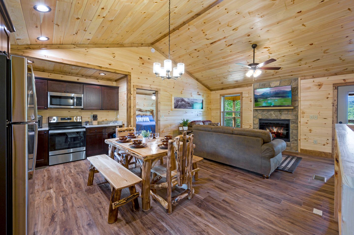 Luxury Gatlinburg Cabin with Game Room & Hot Tub near Trolley in Gatlinburg, Tennessee