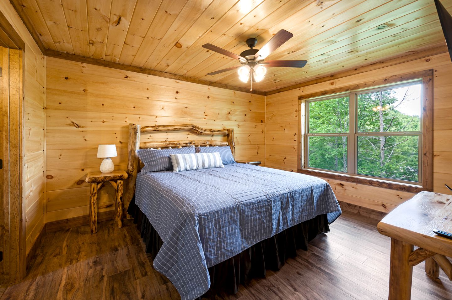 Luxury Gatlinburg Cabin with Game Room & Hot Tub near Trolley in Gatlinburg, Tennessee