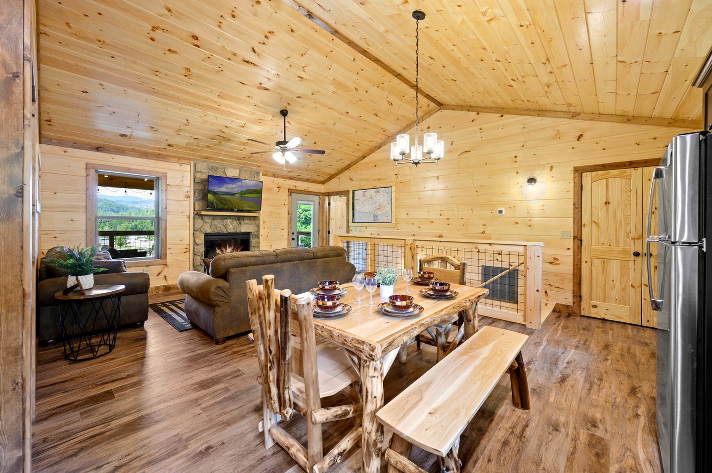 Luxury Gatlinburg Cabin with Game Room & Hot Tub near Trolley in Gatlinburg, Tennessee