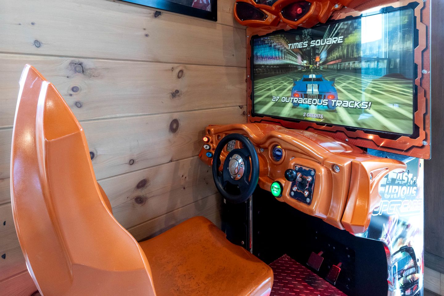 Scenic Smoky Mountain Cabin with Theater & Game Room near Gatlinburg, Tennessee