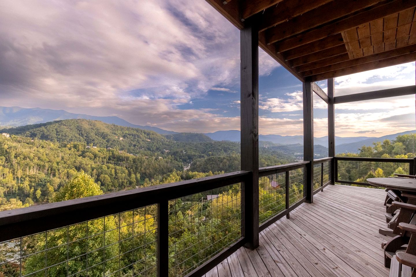Scenic Smoky Mountain Cabin with Theater & Game Room near Gatlinburg, Tennessee