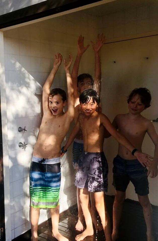 Stunning Beach House with Barbecue and Beach Access in Culburra Beach, New South Wales