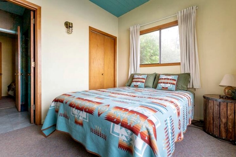 Cabins (United States of America, Otis, Oregon)