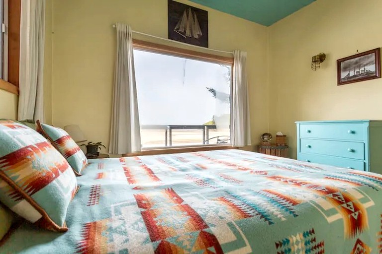 Cabins (United States of America, Otis, Oregon)