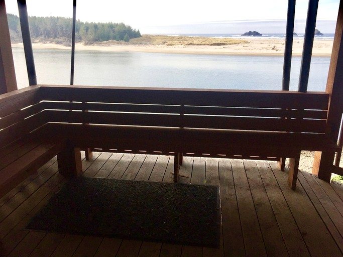 Cabins (United States of America, Otis, Oregon)