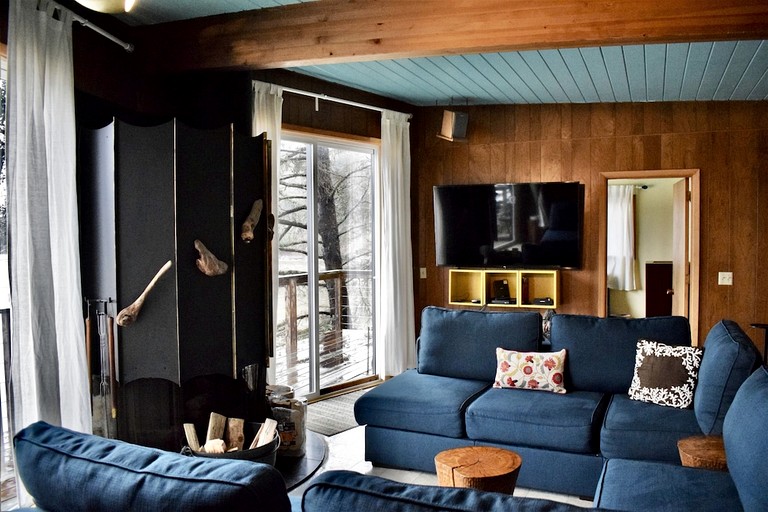 Cabins (United States of America, Otis, Oregon)