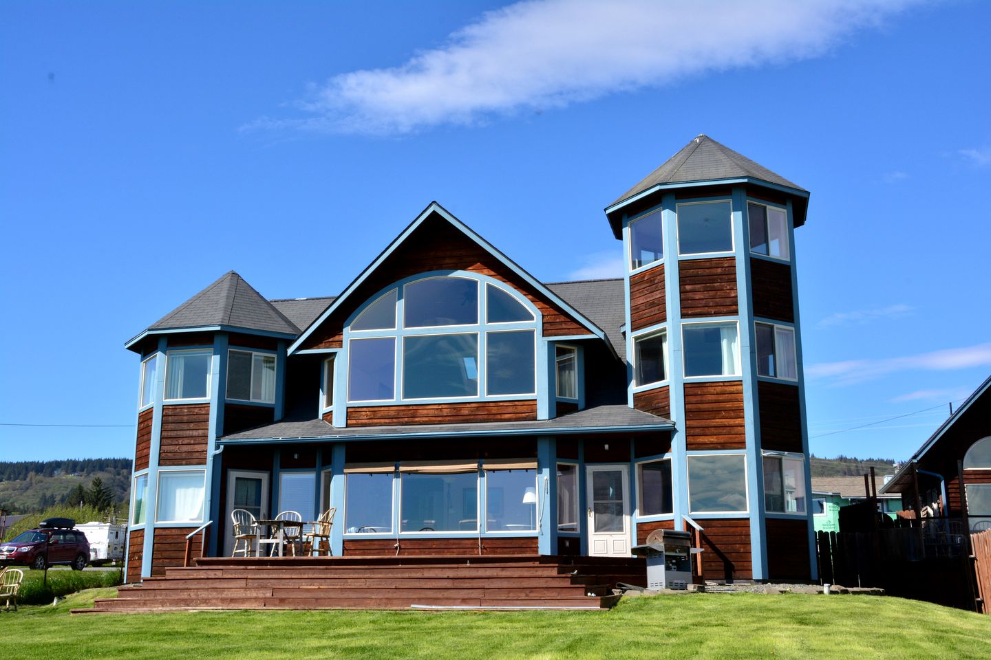 Stunning Beachside Vacation Rental for Family or Group Glamping Escapes to Alaska