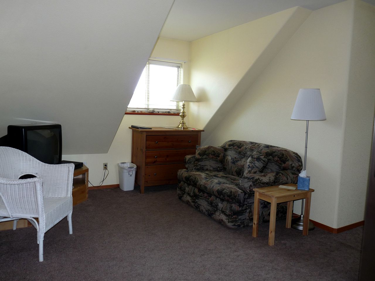 Stunning Beachside Vacation Rental for Family or Group Glamping Escapes to Alaska