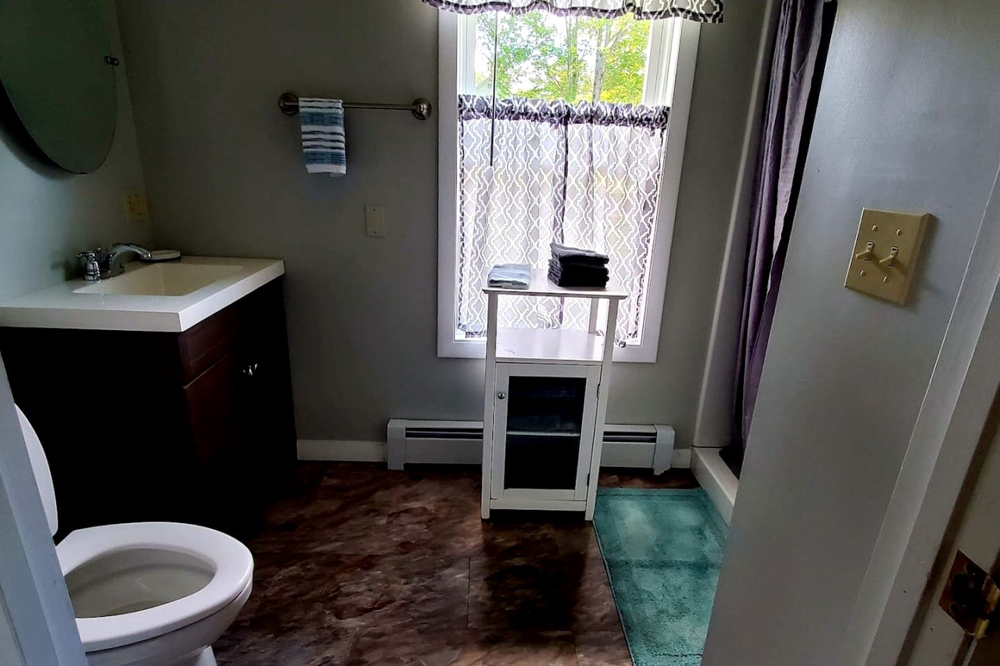 Stunning Cabin with Fire Pit Perfect for Groups in Maine