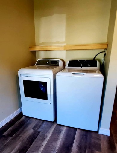 Cabins (United States of America, Greenville, Maine)