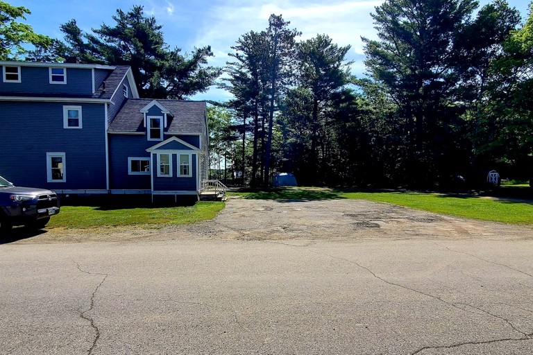 Cabins (United States of America, Greenville, Maine)