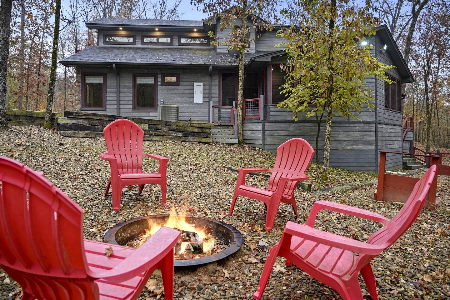 Stunning Cabin with Games Perfect for Families in Broken Bow, Oklahoma