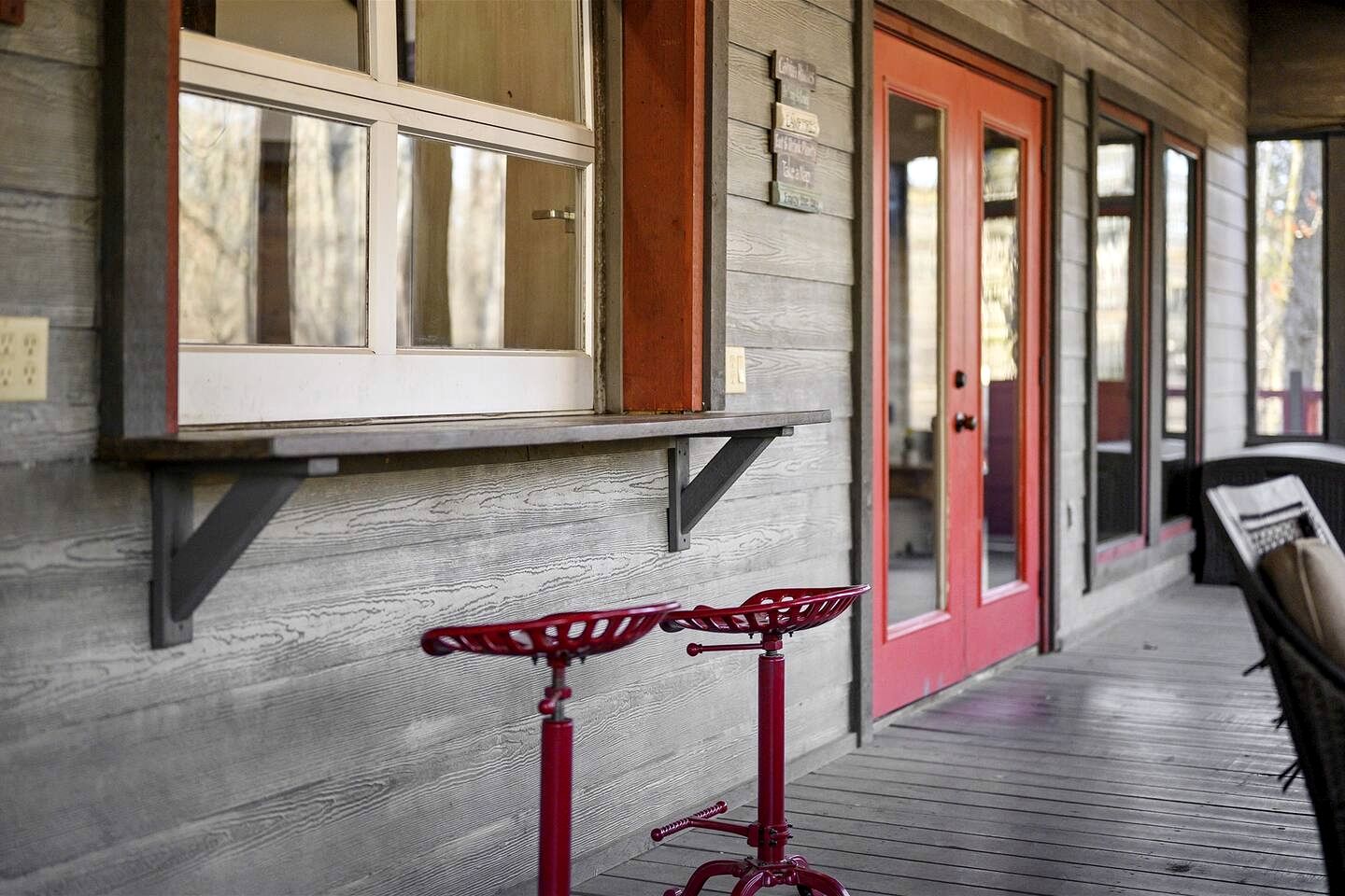 Stunning Cabin with Games Perfect for Families in Broken Bow, Oklahoma