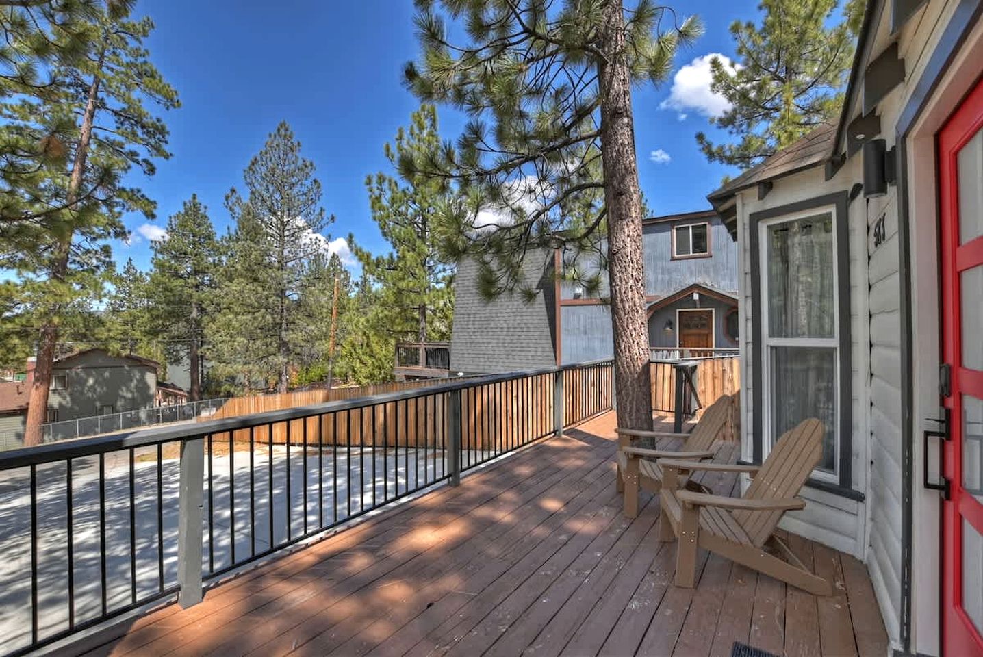Stunning Cabin with Hot-Tub Fantastic for Outdoor Activities in Big Bear Lake, California