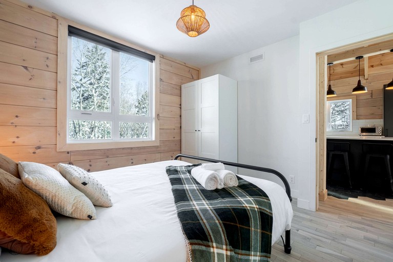 Vacation Rentals (Canada, Saint Come, Quebec)