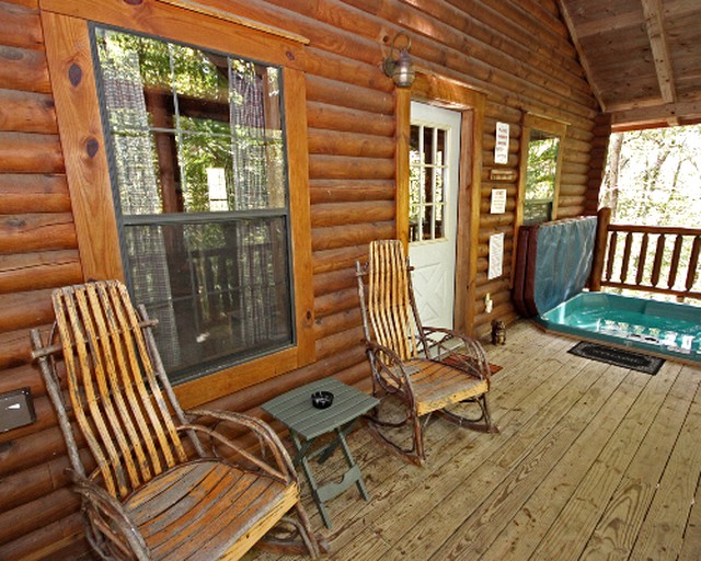 Ohio Cabin with Hot Tub