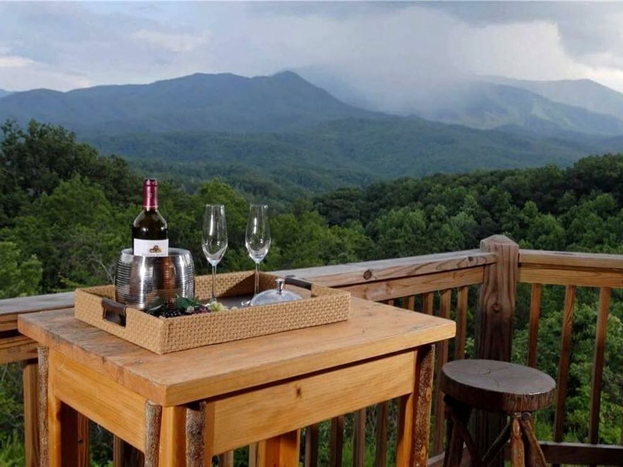 Posh Dream Cabin! Smokys In Your Backyard! Media Room&Arcade! Perfect