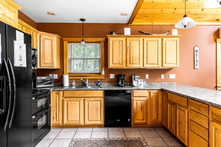 Cabins (United States of America, Bowerbank, Maine)