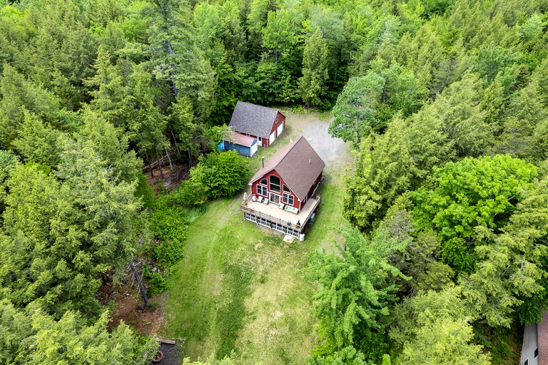 Cabins (United States of America, Bowerbank, Maine)