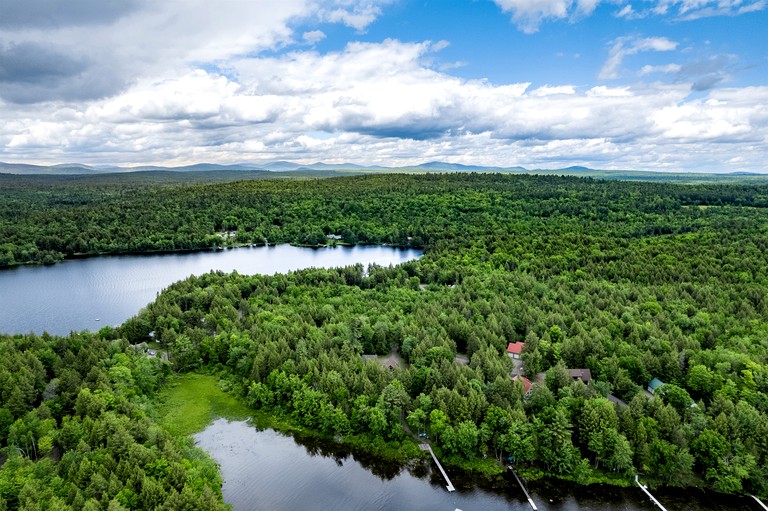 Cabins (United States of America, Bowerbank, Maine)