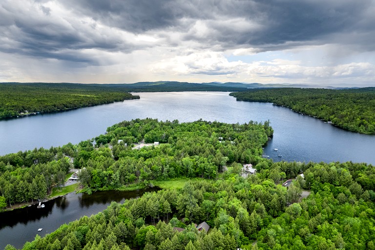 Cabins (United States of America, Bowerbank, Maine)