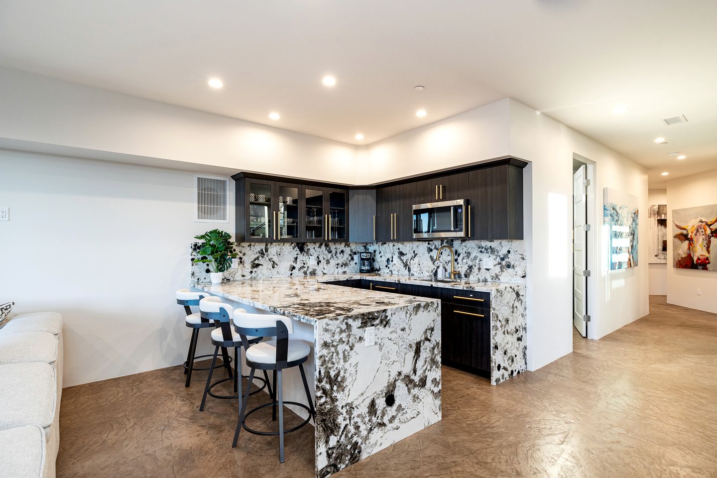 Stunning, Luxury Vacation Rental with Hot Tub and Mountain Views in Sedona, Arizona