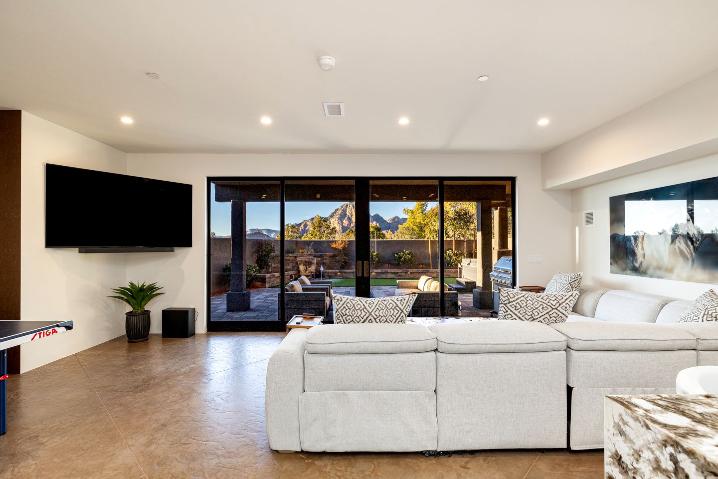 Stunning, Luxury Vacation Rental with Hot Tub and Mountain Views in Sedona, Arizona