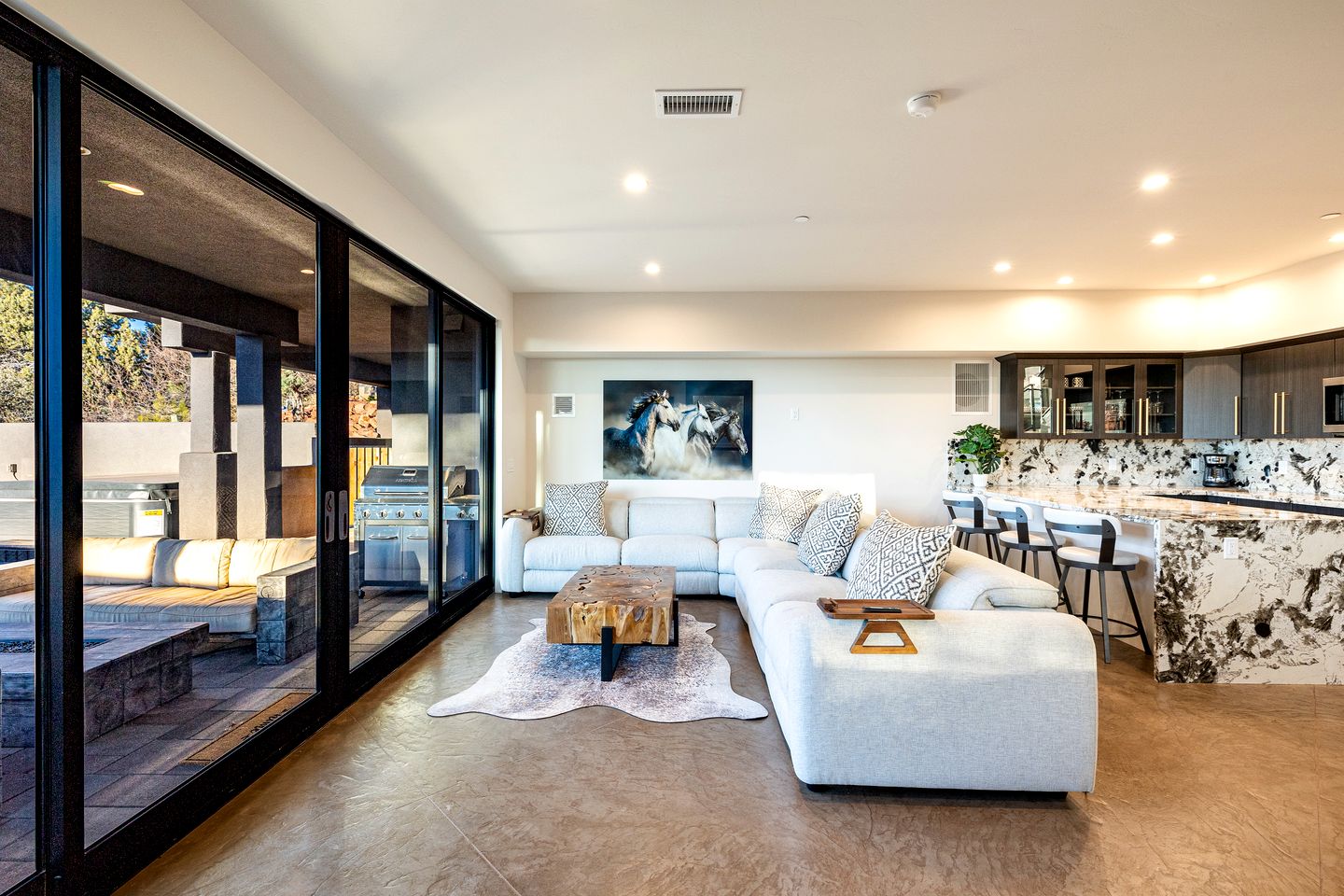 Stunning, Luxury Vacation Rental with Hot Tub and Mountain Views in Sedona, Arizona