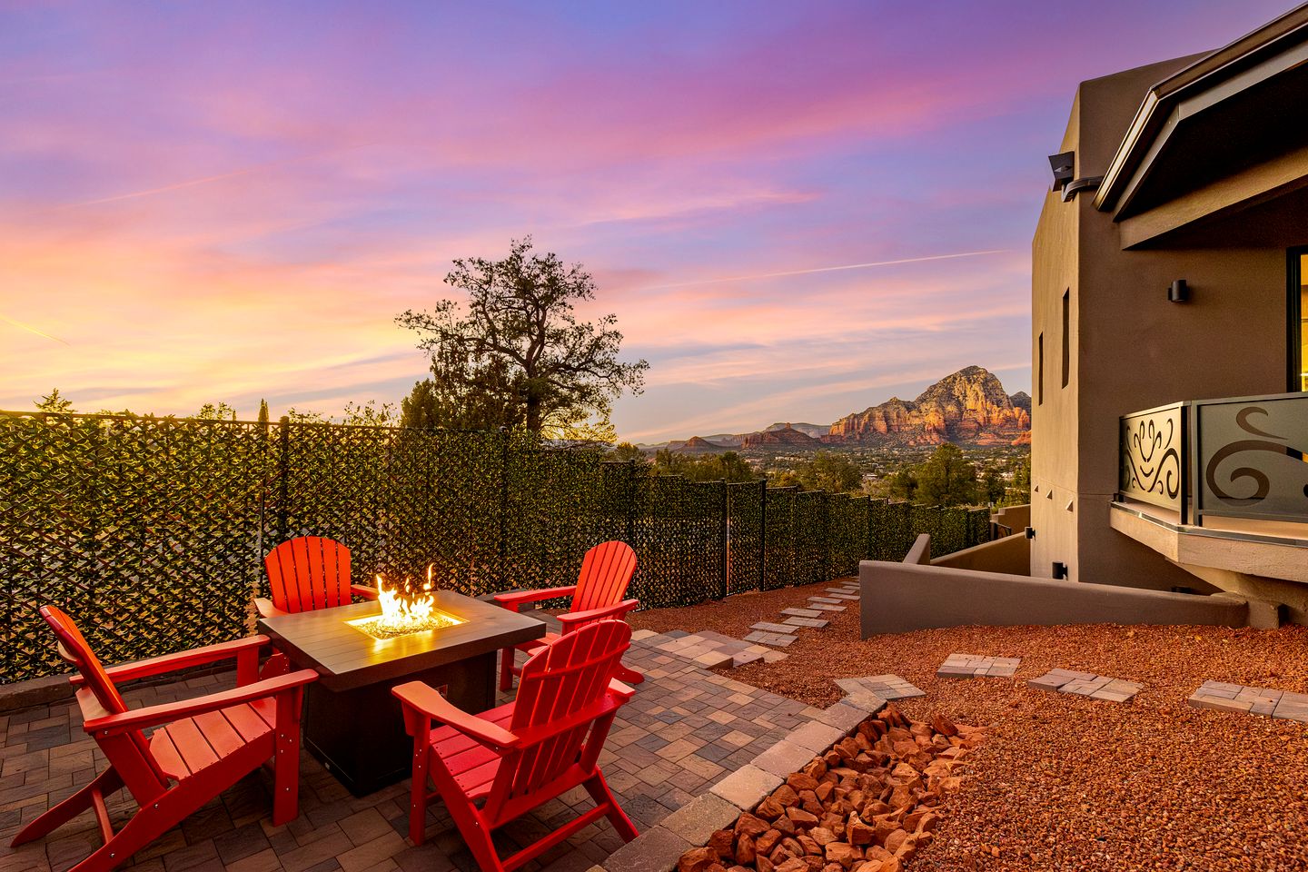 Stunning, Luxury Vacation Rental with Hot Tub and Mountain Views in Sedona, Arizona