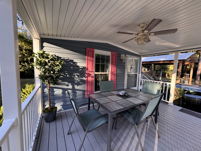 Cabins (United States of America, Dunnellon, Florida)