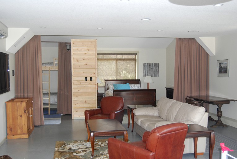 Vacation Rentals (Kaleden, British Columbia, Canada)