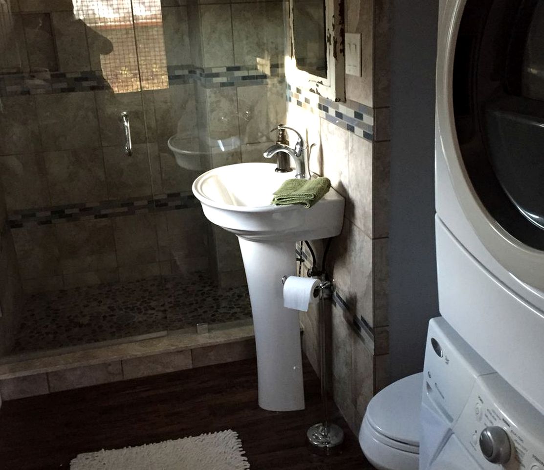 Beautifully Furnished County Cottage Rental for a Vacation in Weatherford, Texas